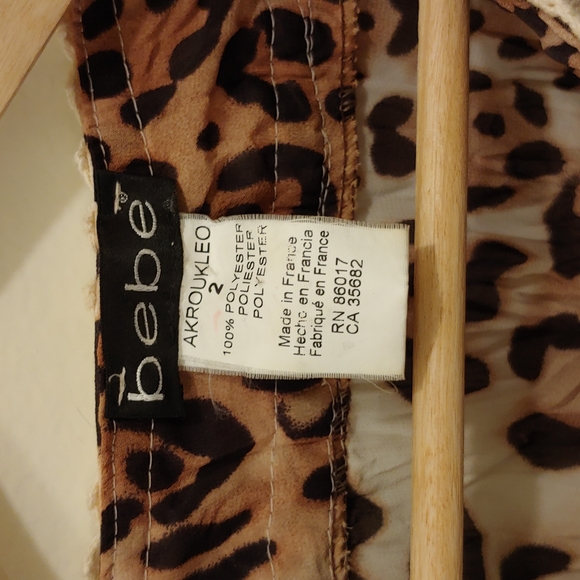 Bebe cheetah print top size small - Picture 3 of 8